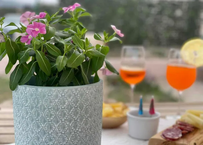 Feriehus La Casetta In Campagna Enas